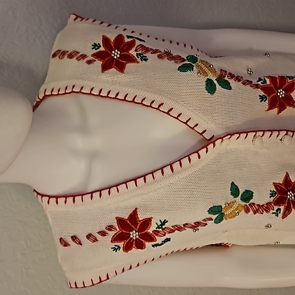 VTG BP DESIGN Poinsetta Embroidered Ugly Christmas Waistcoat Sweater Vest - Picture 5 of 9